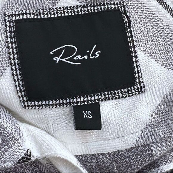 Rails Button Down Plaid Hunter Shirt Size XS Black White - Picture 6 of 8